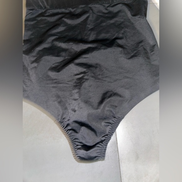 NEW Spanx Suit your fancy high waist thong - Picture 3 of 6